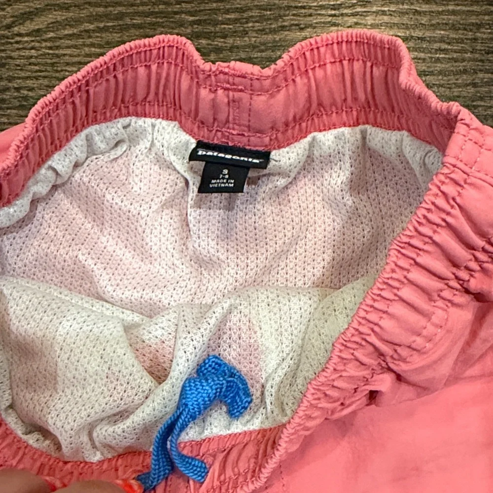 Patagonia Kids Lined Baggies 2 pair - Picture 5 of 10